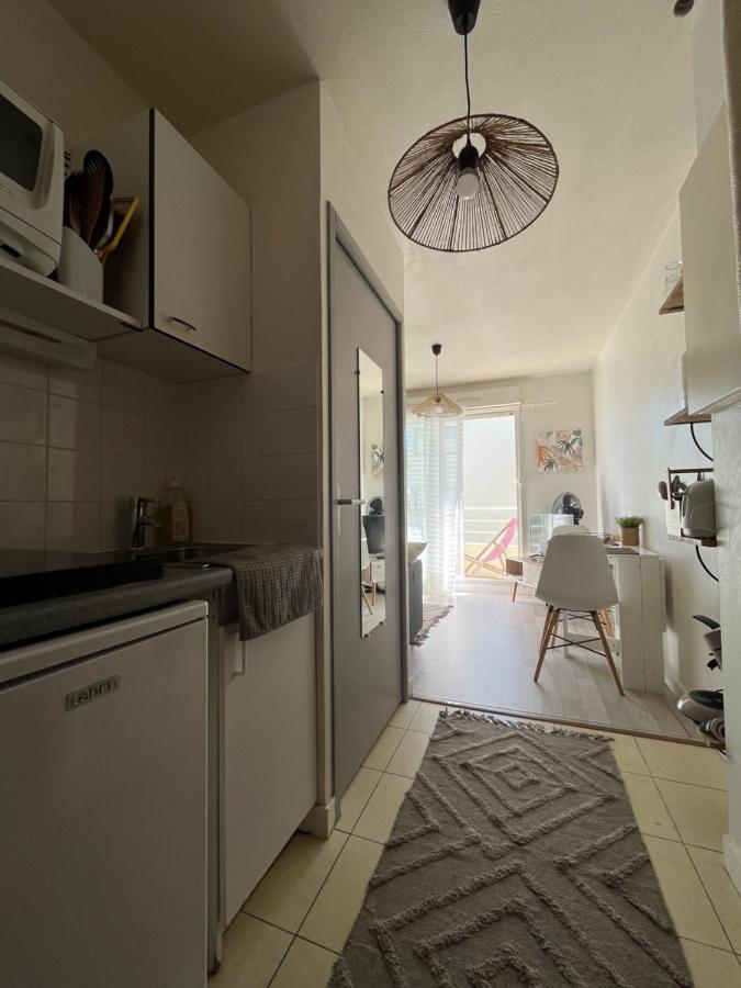 Au Coeur Du Centre Ville De La Rochelle Au Calme Avec Stationnement Gratuit ภายนอก รูปภาพ