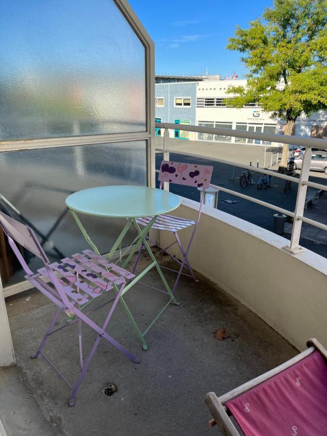Au Coeur Du Centre Ville De La Rochelle Au Calme Avec Stationnement Gratuit ภายนอก รูปภาพ