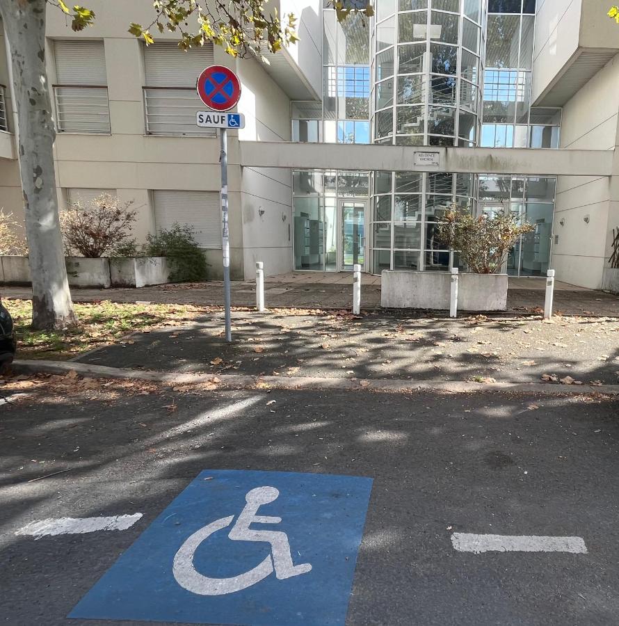 Au Coeur Du Centre Ville De La Rochelle Au Calme Avec Stationnement Gratuit ภายนอก รูปภาพ